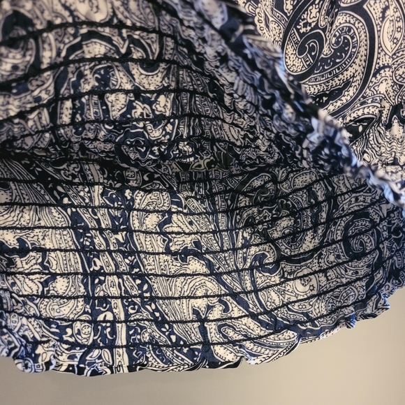 Michael Kors Blouse. - Picture 14 of 16